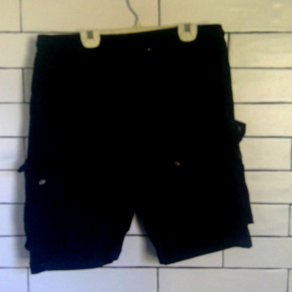 Fashion Nova Twill Navy Blue shorts (NWT)
